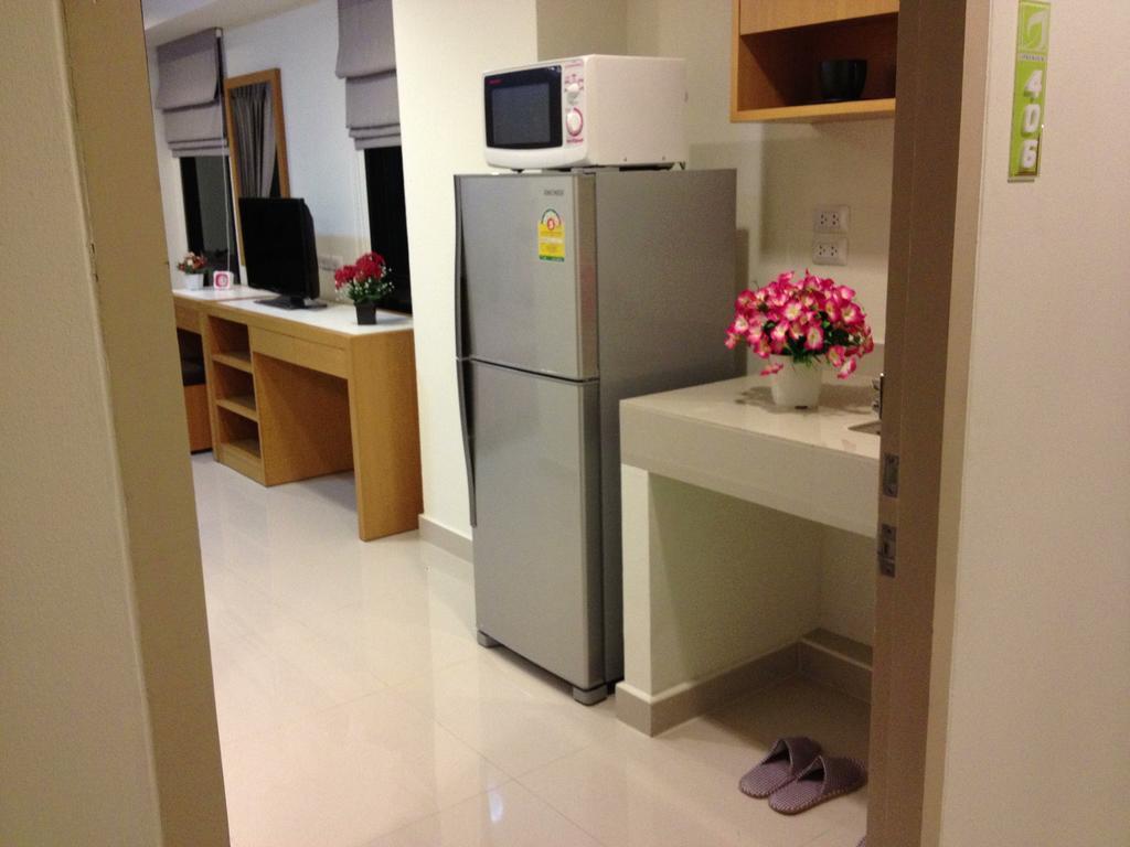 Ipremium Sukhumvit 81 Hotel Banguecoque Exterior foto