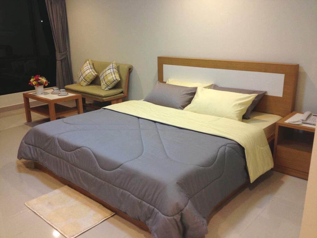 Ipremium Sukhumvit 81 Hotel Banguecoque Exterior foto