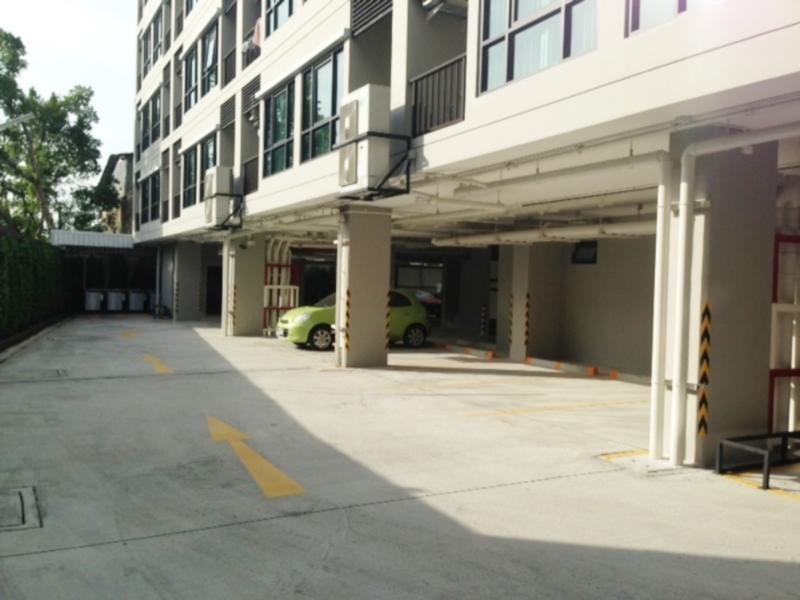 Ipremium Sukhumvit 81 Hotel Banguecoque Exterior foto